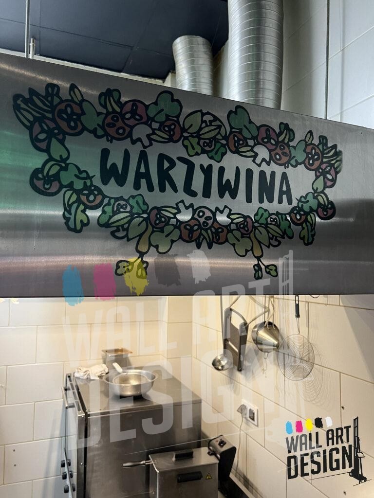 Druk ścienny  Logo na metalu